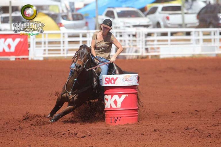 Charme e velocidade em pista
