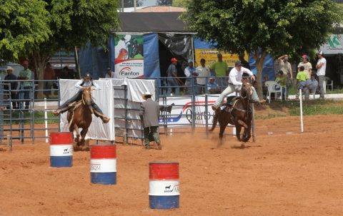 Conheça a modalidade Cinco Tambores!
