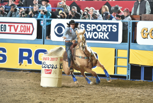 Hailey Kinsel quebrou o recorde da arena da Las Vegas durante a NFR