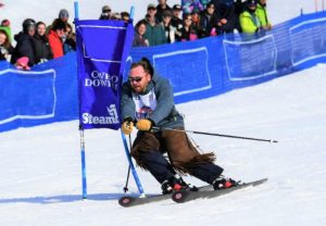 Bulldogueiro Colin Wolfe vence slalom no Cowboy Downhill