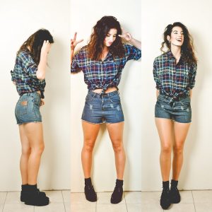 Versáteis, camisa xadrez e shorts fazem a cabeça das cowgirls