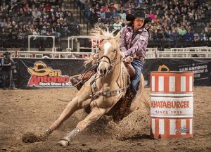 Hailey Kinsel estabeleceu novo recorde da pista de San Antonio