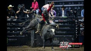 Em ano de estreia na PBR, texano vence seu primeiro rodeio