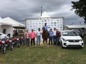 Etapa da RJQM premia com carros e motos seus campeões