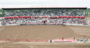 Terceiro título de Lowe em Cheyenne e Junior Testa em segundo lugar