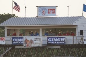 Finais do campeonato internacional de rodeio para jovens