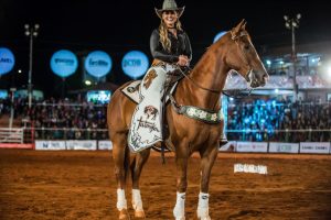 Ana Claudia é madrinheira do Rodeio de Barretos desde 1997