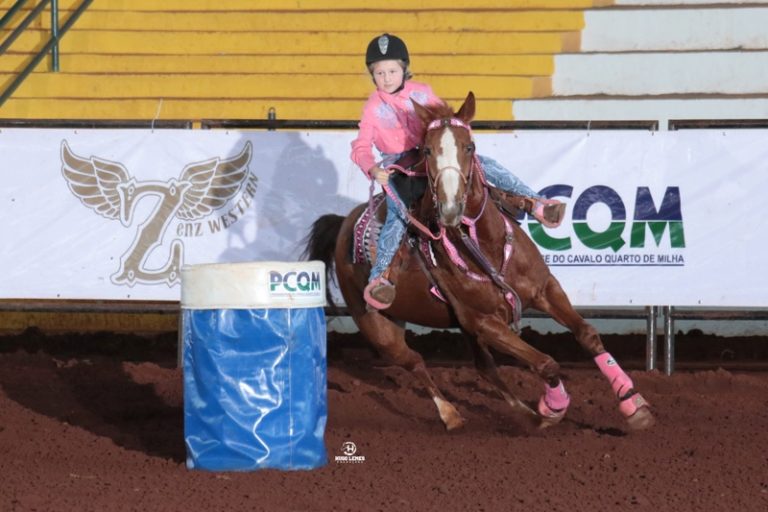Conheça Sofia Fritzen Esser, que vem arrasando nos Três Tambores