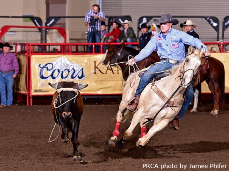 Tuf Cooper estabelece recorde de ganhos pela PRCA no Steer Roping