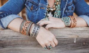 Peças em couro feitas à mão que dão aquele up no visual