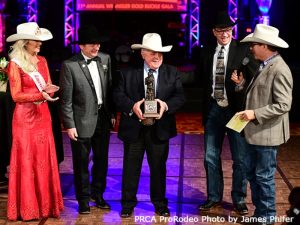 Gold Buckle Gala e PRCA Awards Banquet abriram programação da NFR