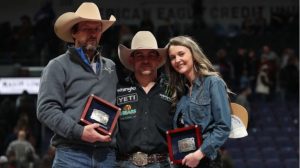 Chase Outlaw vence etapa da PBR em St Louis e dedica a Mason Lowe