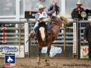 Primeira vitória de Richmond Champion em Redding pela PRCA