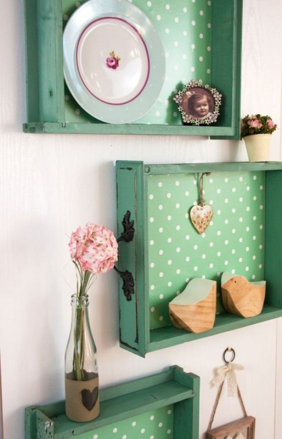 Utilize gavetas para fazer nichos e decorar sua casa