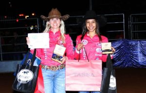 Líderes do Campeonato Nacional de Três Tambores vencem em Goiás