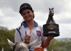 Giovana Ferreira vem fazendo história na Vaquejada pelo CPV