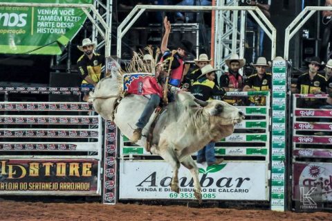 Rodeio em Touros e Provas Cronometradas na ExpoAri em Rondônia