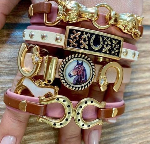Acessórios com motivo western para deixar seu look ainda mais ‘top’