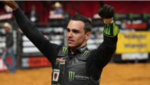 PBR: Três brasileiros no topo do ranking mundial de Montaria em Touros