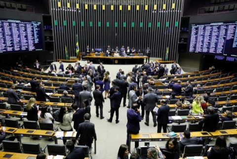 Câmara conclui aprovação de projeto que regulamenta a Vaquejada, Rodeio e Laço no Brasil