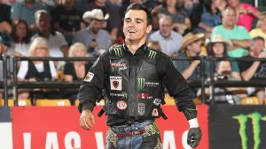 Outlaw vence Fairfax pela PBR, mas Leme amplia vantagem no ranking