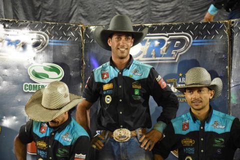 Após um ano sem títulos, Rafael Sena vence