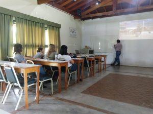 Amadores participam de clínica de Equitação de Trabalho na UC