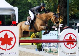 Thiago Rhavy e Salamandra Baloubina vencem Clássico Air Canadá