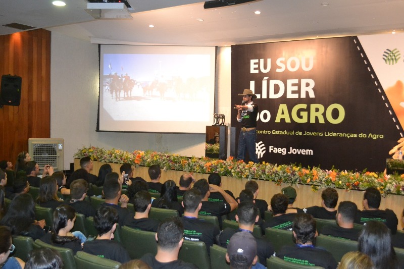 Filipe Masetti está no Brasil ministrando palestras; a primeira foi em Goiás