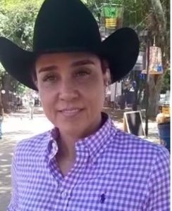 Mônica Ribeiro, genuinamente uma cowgirl completa