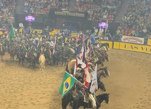 Junior Nogueira laça pela terceira noite de NFR 2019 em Las Vegas