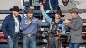 Taylor Toves vence PBR durante o Denver National Western