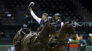 Acidente quase impede cavaleiro de conquistar a nona vitória na Copa do Mundo da FEI