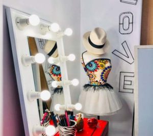 Útil e decorativa: saiba mais sobre a penteadeira camarim