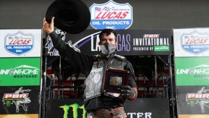 Fabiano Vieira vence etapa da PBR e entra no Top 10