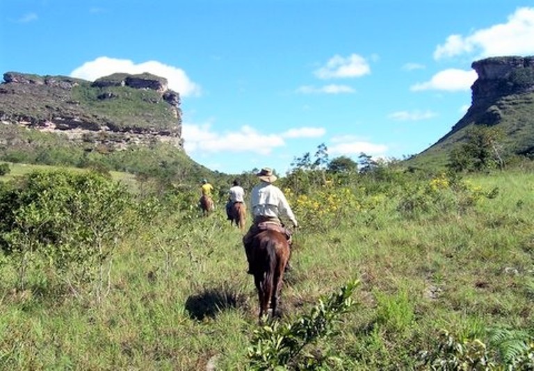 Cavalgadas na Bahia - Chapada e Costa do Cacau Paulo Junqueira aborda no artigo da semana sobre a dificuldade em organizar um novo destino para viagens a cavalo