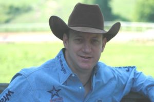 Jerome Davis marca sua história como um dos mais notáveis bullriders