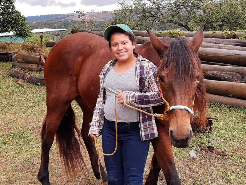 Juliana Oliveira conversa com você nesse artigo do portal Cavalus a respeito do bem que a convivência com o cavalo tem o ser humano