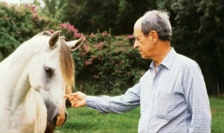 Morre Aloysio de Andrade Faria, fundador da ABCCA