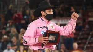 João Ricardo Vieira domina etapa da PBR em Nampa