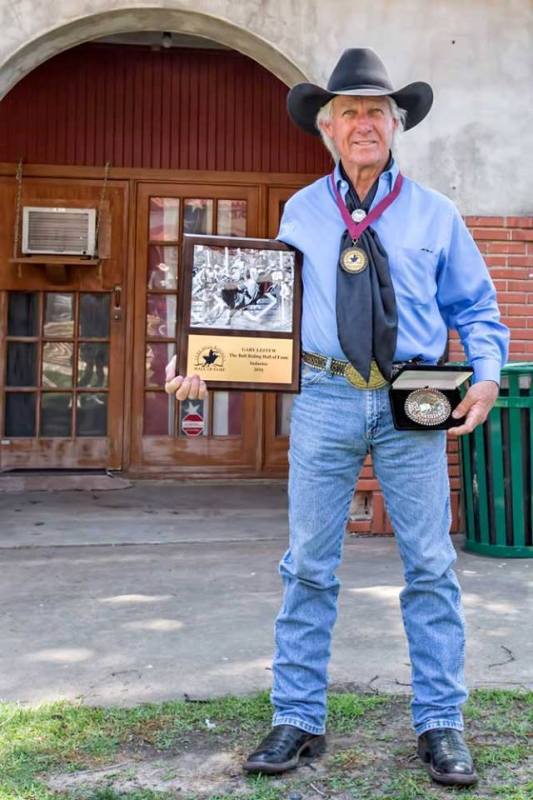 Sem duvida, uma das lendas do rodeio, Gary Leffew é dono de um campeonato mundial na PRCA, comentarista de TV e mentor de muitos bullriders