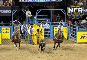 Assista a National Finals Rodeo em português