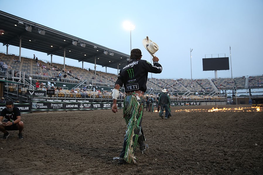 Brasileiros iniciam temporada da PBR de forma inusitada