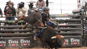 Rafael Henrique dos Santos vence pela primeira vez na PBR