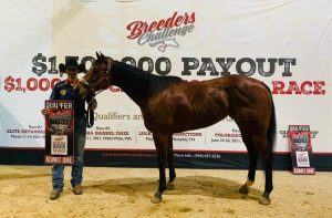 Brasileiro João Leão conquista vaga para o Breeders Challenge