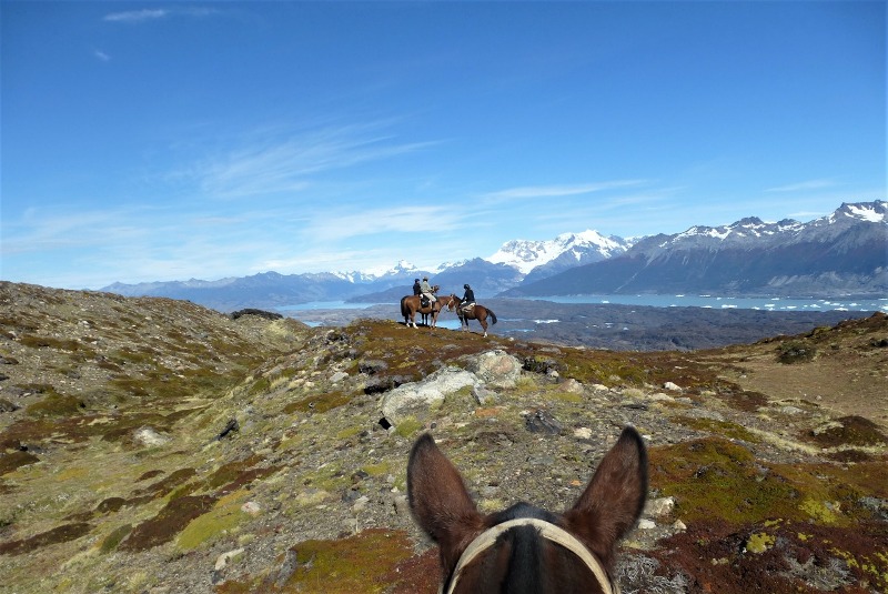 A coluna de Paulo Junqueira dessa semana passeia pela Argentina, e ele conta sobre uma cavalgada que fez Parque Nacional Los Glaciares