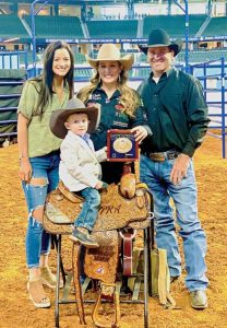 Jackie Crawford foi coroada campeã mundial do WPRA World Breakaway Roping Championship a laçadora fez historia mais uma vez