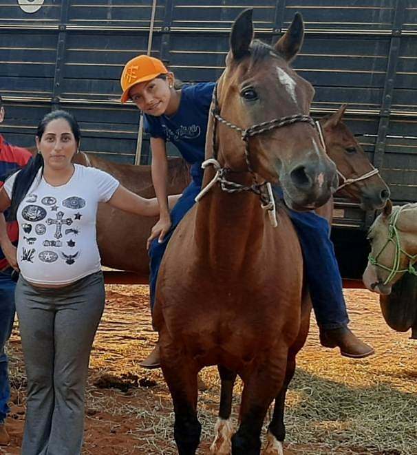 Na semana do Dia das Mães conversamos com algumas mamães do cavalo que contaram um pouco da história delas com os filhos recém-nascidos