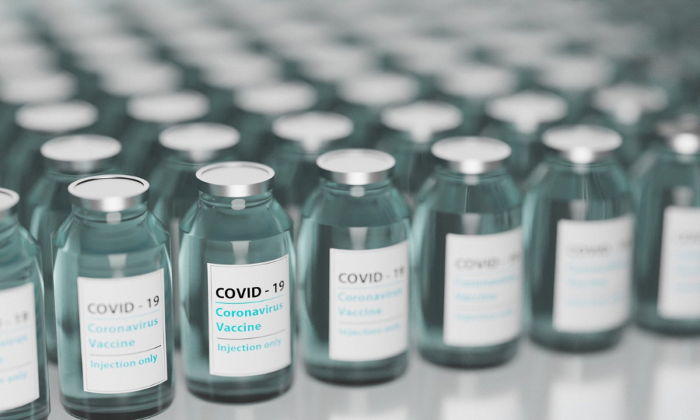 Indústrias veterinárias estão autorizadas a produzir vacinas contra a Covid