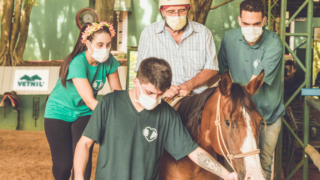 Conheça os dez principais benefícios da Equoterapia para pessoas com deficiência